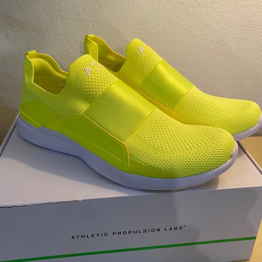 Athletic Propulsion Labs (APL) Men's Techloom Bliss slip On Running Shoes. 12